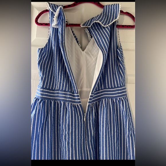 Julia Jordan Ruffle Dress - Picture 10 of 10